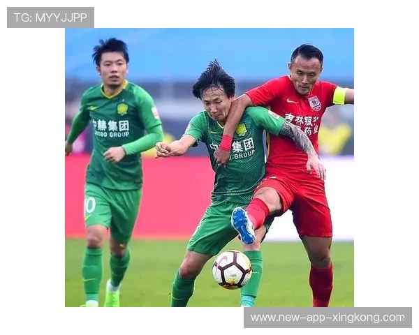 打哭了！长春亚泰0-4遭北京国安横扫，谭龙泪目，提前1轮跌进中甲